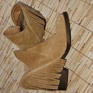 Zara Coachella Stagecoach Brown Suede Ankle Boots with Fringe
